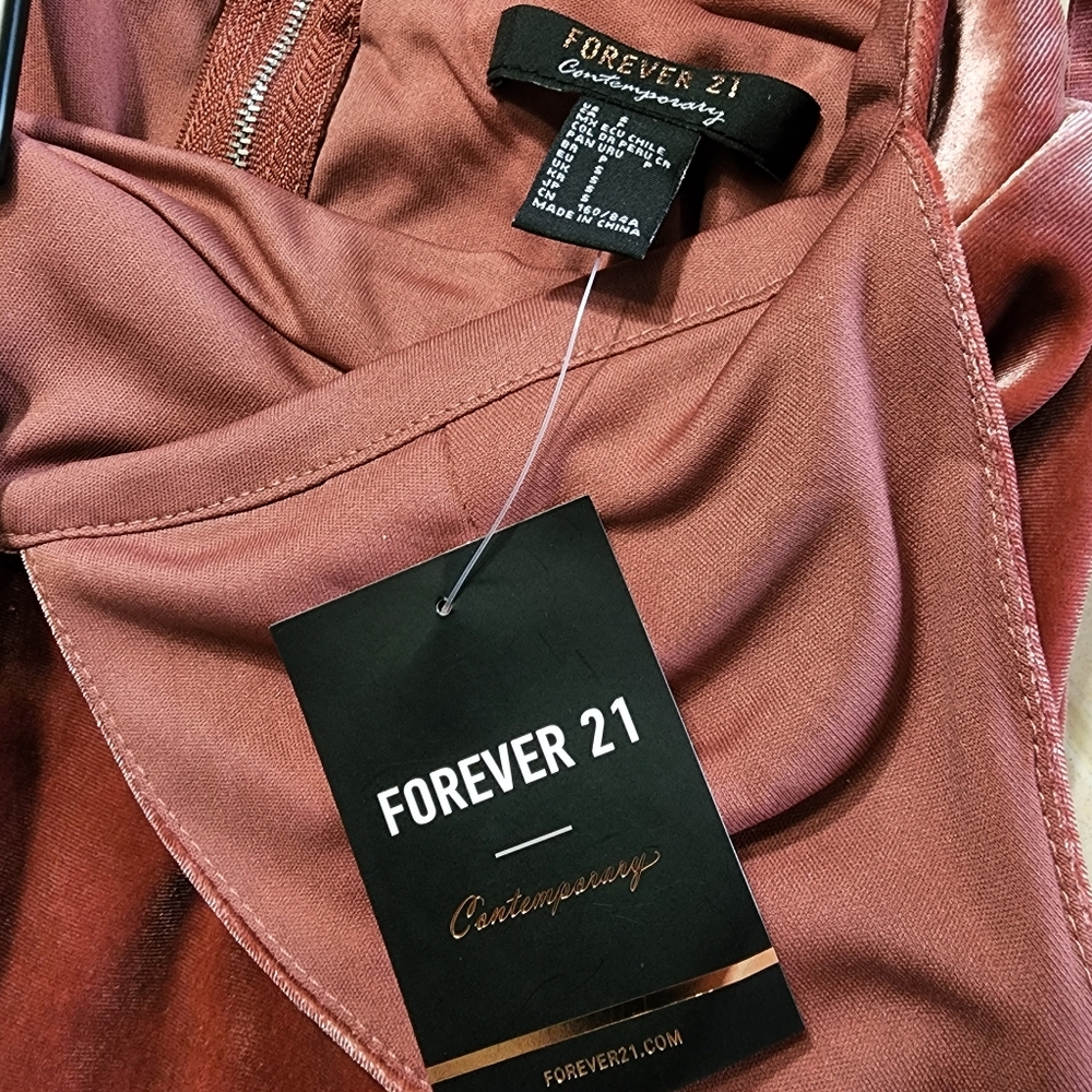 Forever 21 Dress NWT Small - Picture 4 of 7